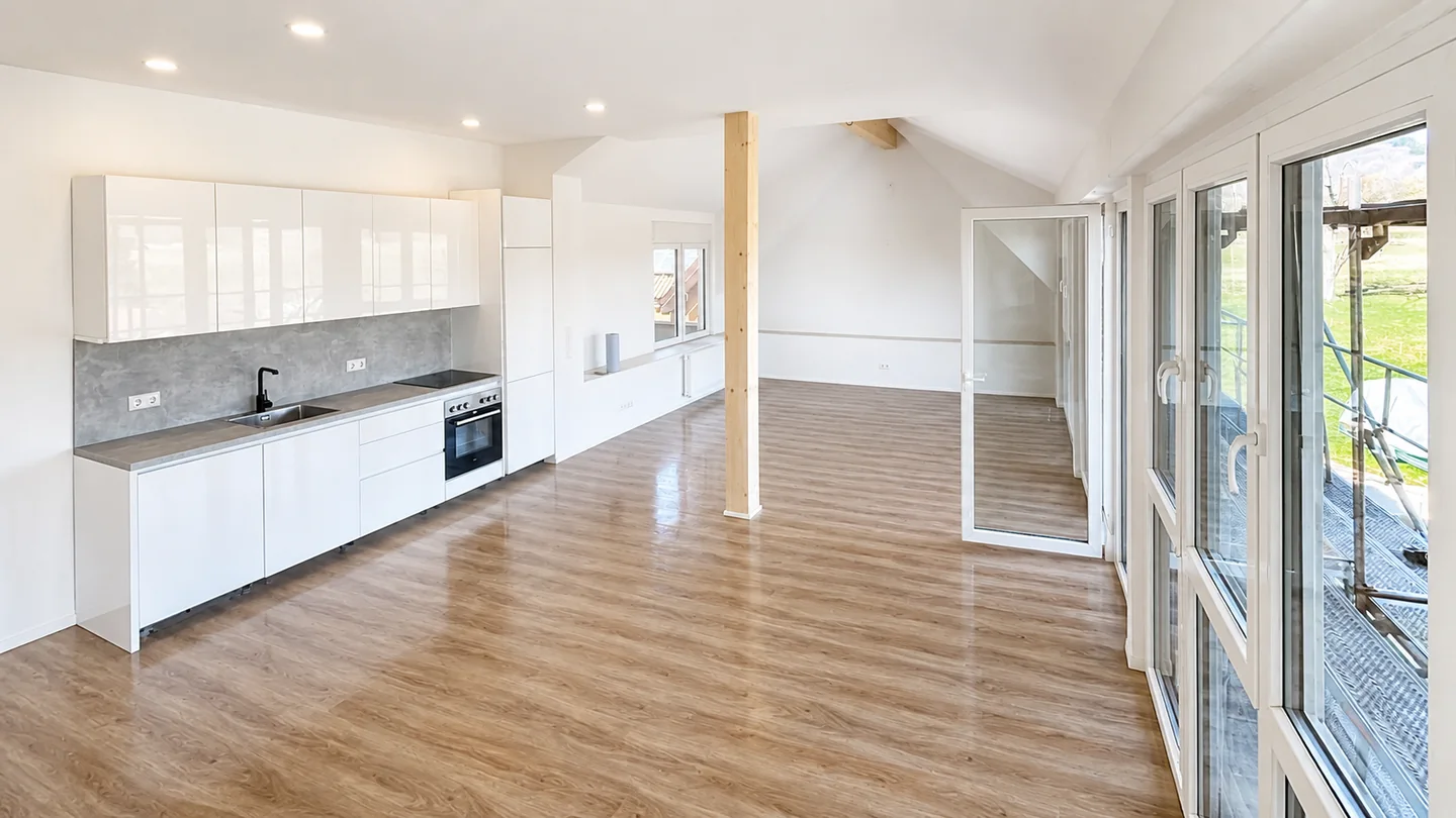 Modernisierte Wohnung mit Einbauküche in Rickenbach